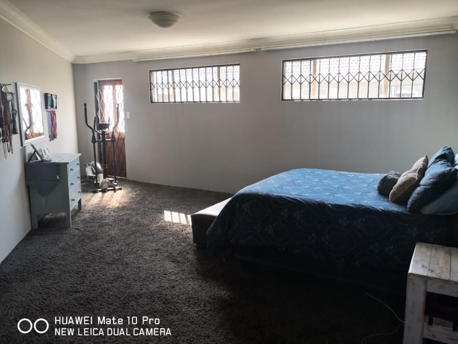 4 Bedroom Property for Sale in Vaalpark Free State